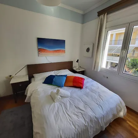 Blue Home, Luxury With Pool In The Centre * Larissa