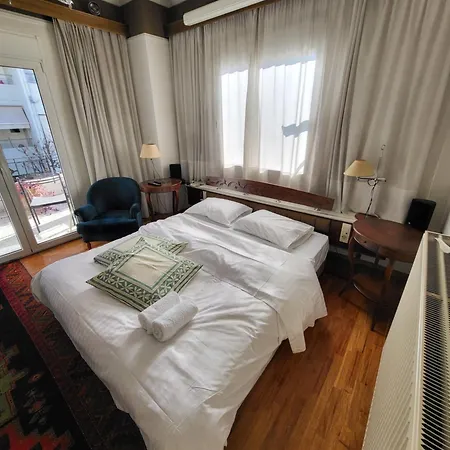 Blue Home, Luxury With Pool In The Centre Larissa