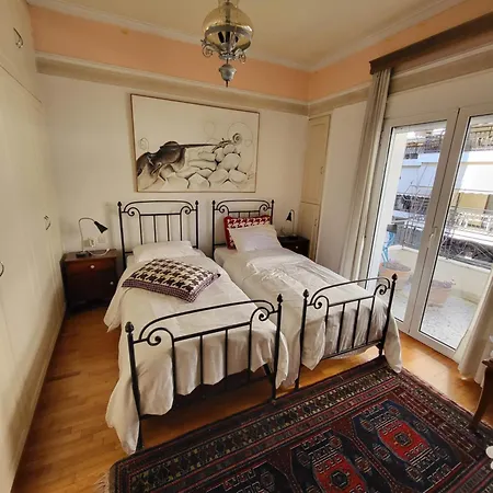 Villa Blue Home, Luxury With Pool In The Centre Larissa