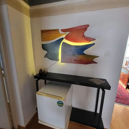 Blue Home, Luxury With Pool In The Centre فيلة