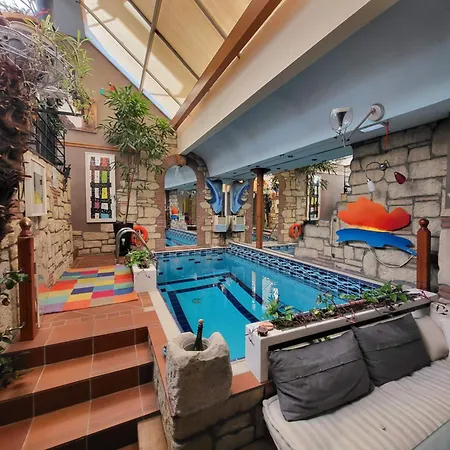 Blue Home, Luxury With Pool In The Centre Larissa
