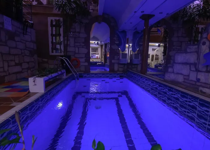 Villa Blue Home, Luxury With Pool In The Centre Larissa