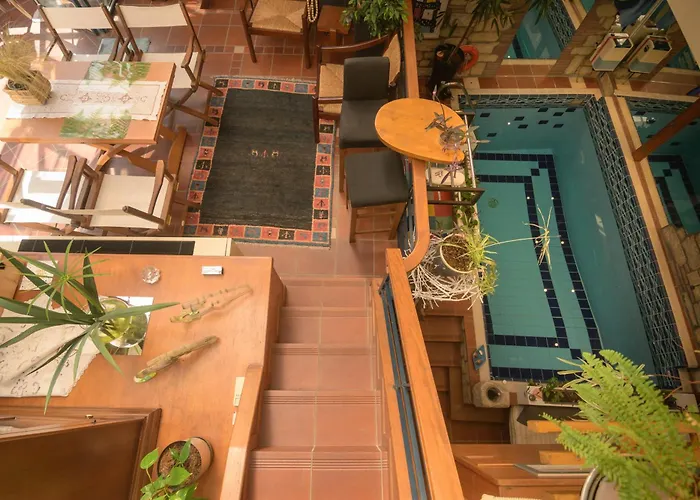 Blue Home, Luxury With Pool In The Centre Villa Larissa