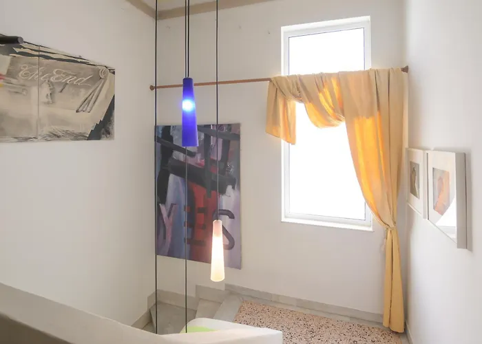 Villa Blue Home, Luxury With Pool In The Centre *