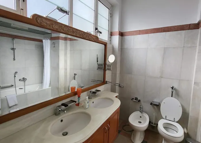 Blue Home, Luxury With Pool In The Centre * Larissa