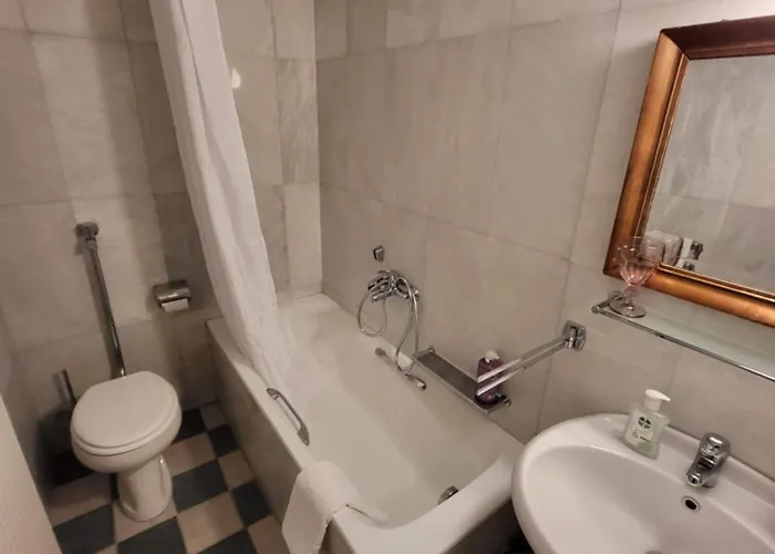 Blue Home, Luxury With Pool In The Centre Villa *